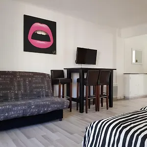  Appartamento Studio Modern